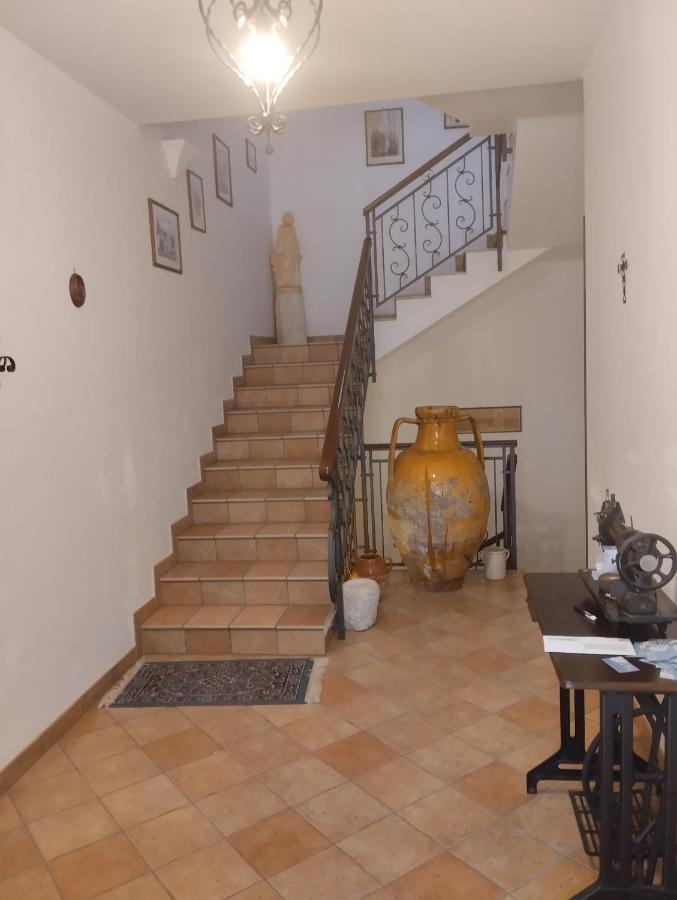 Favolosa Casa Con Terrazza, Idromassaggio, Cortile E Garage Auto Каровиньо Экстерьер фото