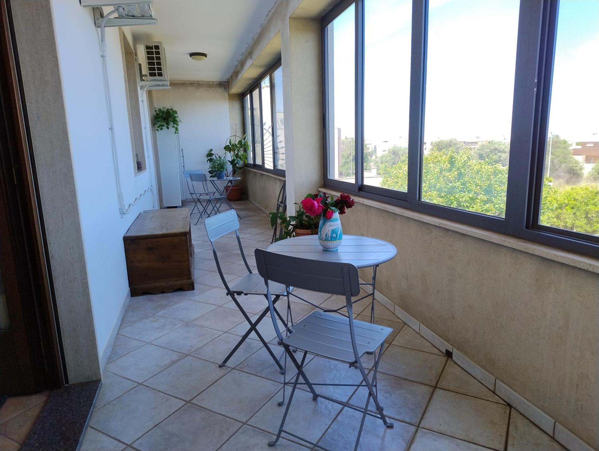 Favolosa Casa Con Terrazza, Idromassaggio, Cortile E Garage Auto Каровиньо Экстерьер фото